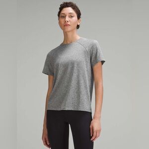 NWT - Lululemon License to Train Classic-Fit T-Shirt Heathered Black - Size 6